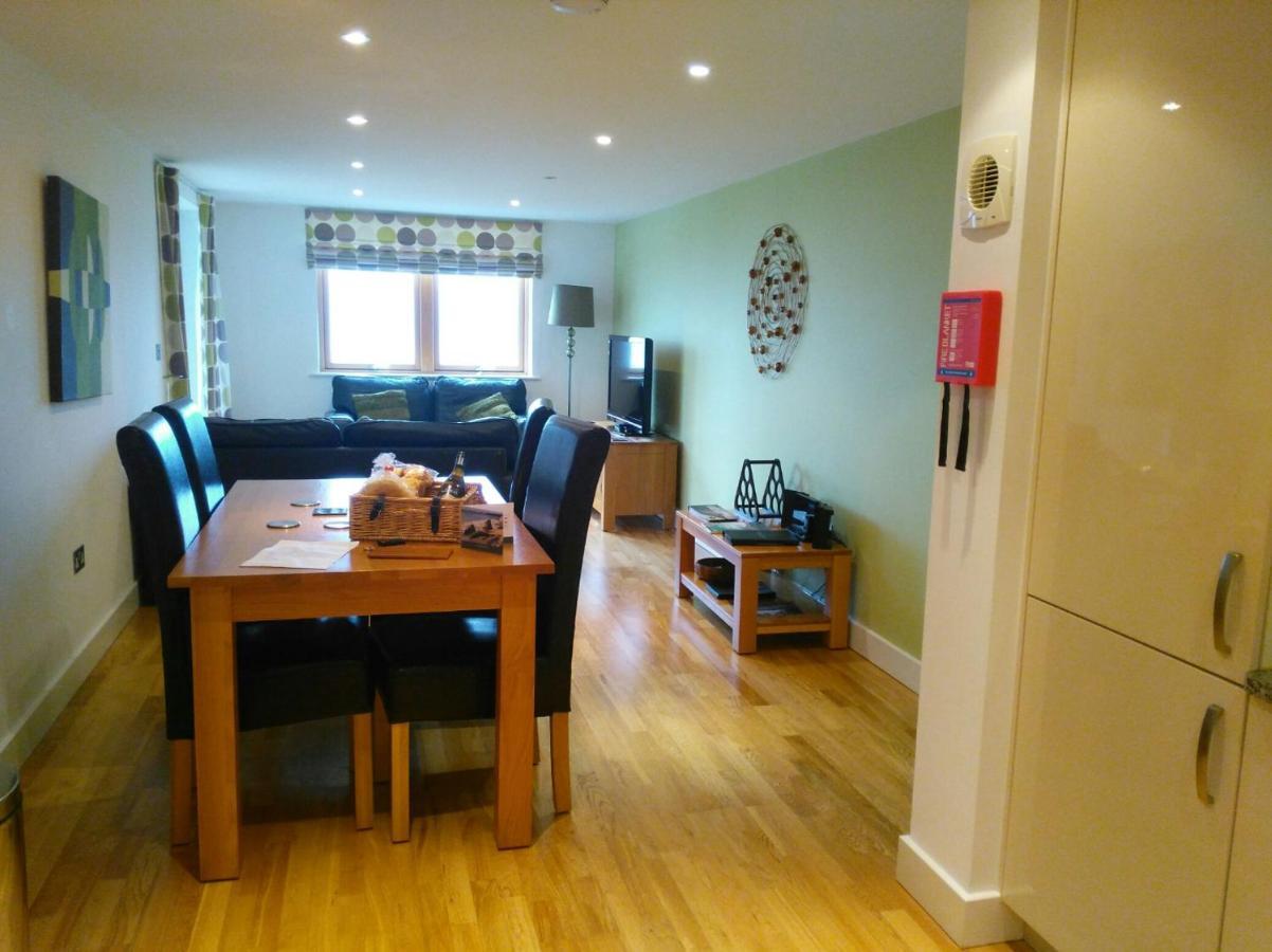 South Fistral Seaview 2-Bed Apartment 뉴키 외부 사진